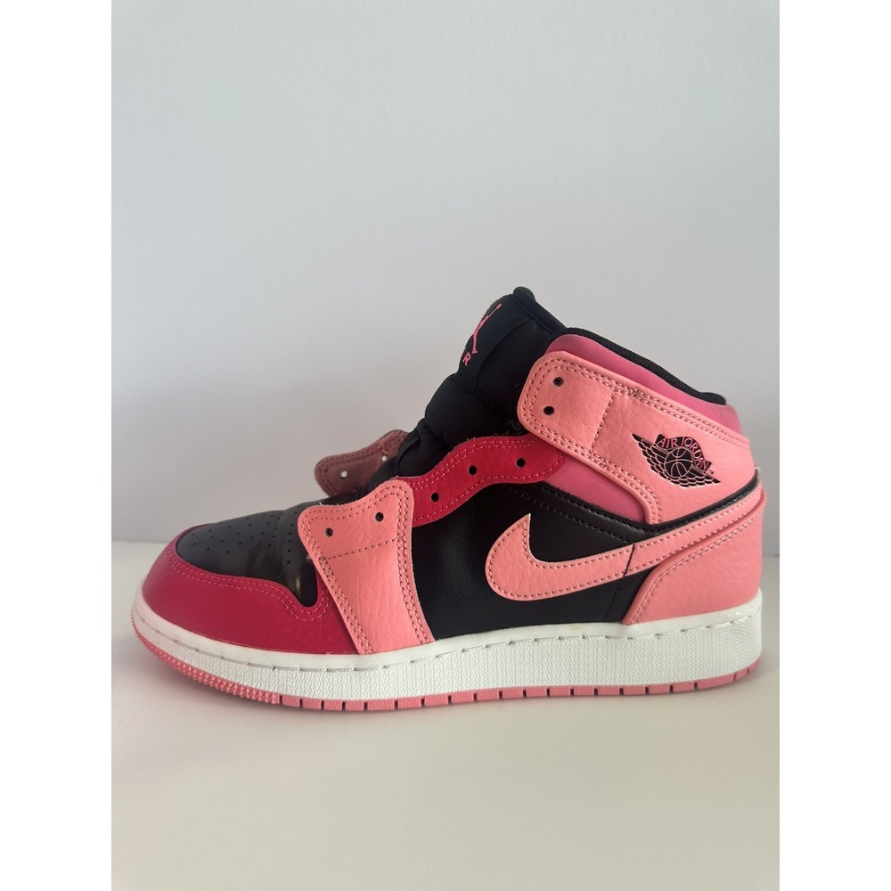 Jordan Air Jordan 1 Mid Black Pink Red